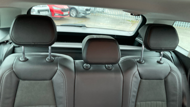 Skoda Karoq 1.5 TSI SE L 5dr DSG Petrol Estate